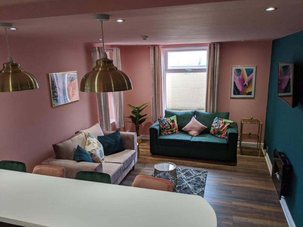 Charles Alexander Short Stay - Highcliffe Apartments Cleveleys Εξωτερικό φωτογραφία