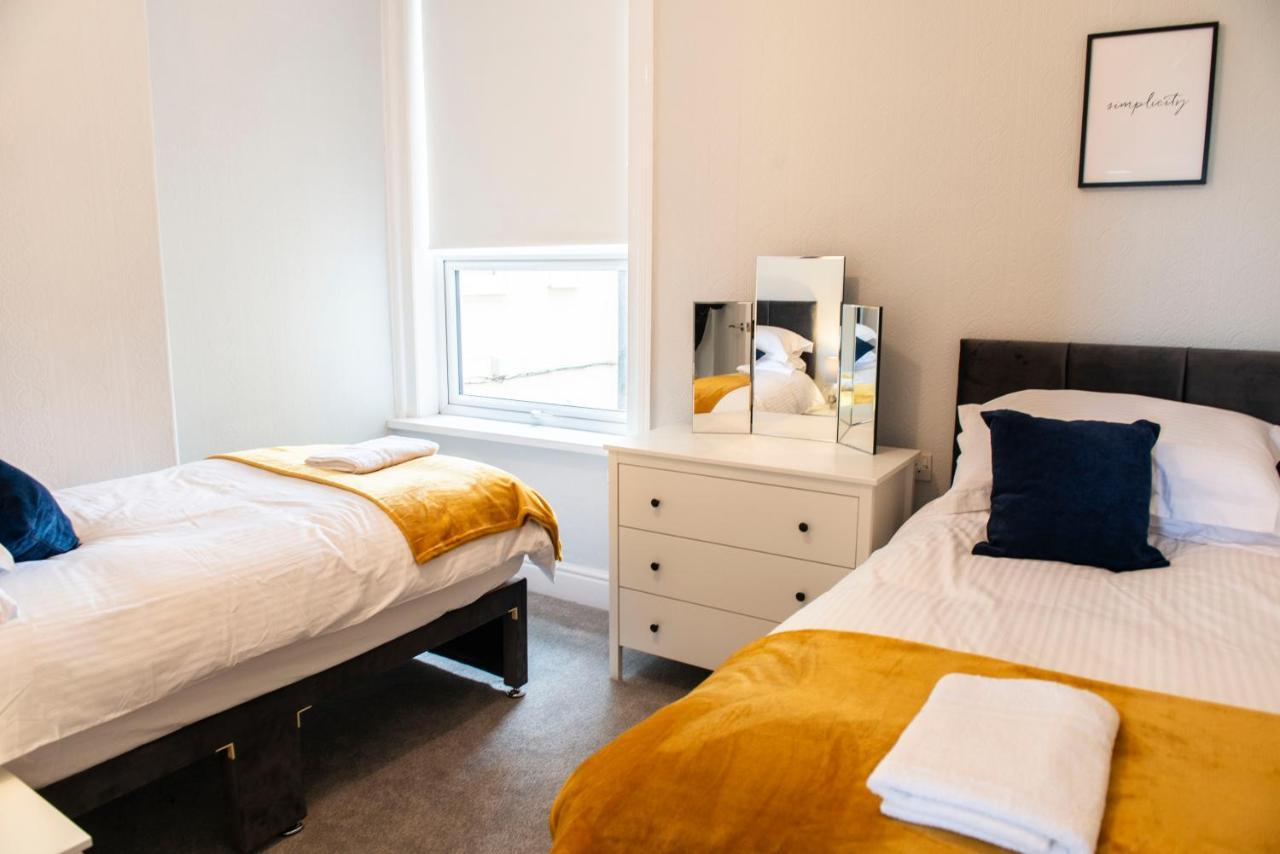 Charles Alexander Short Stay - Highcliffe Apartments Cleveleys Εξωτερικό φωτογραφία